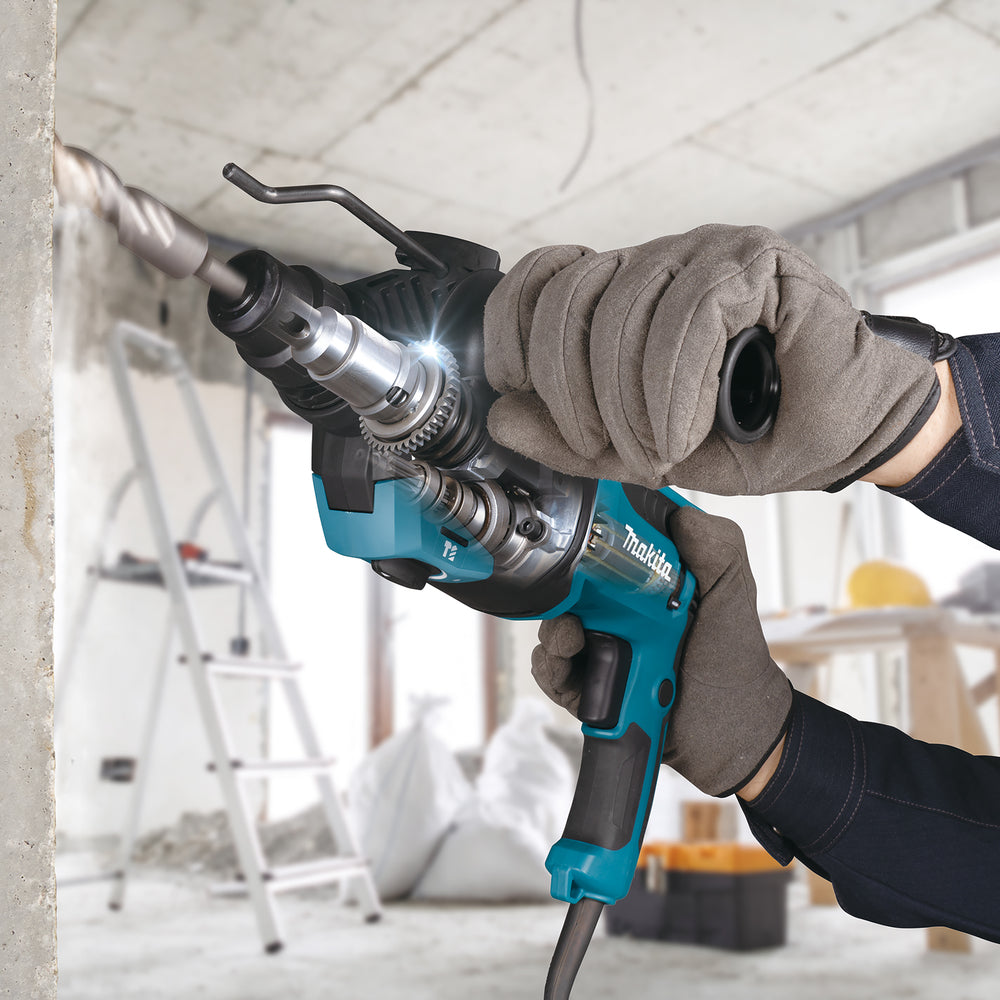 Makita HR2670 SDS-PLUS 3.0J 26mm 800W Light Hammer