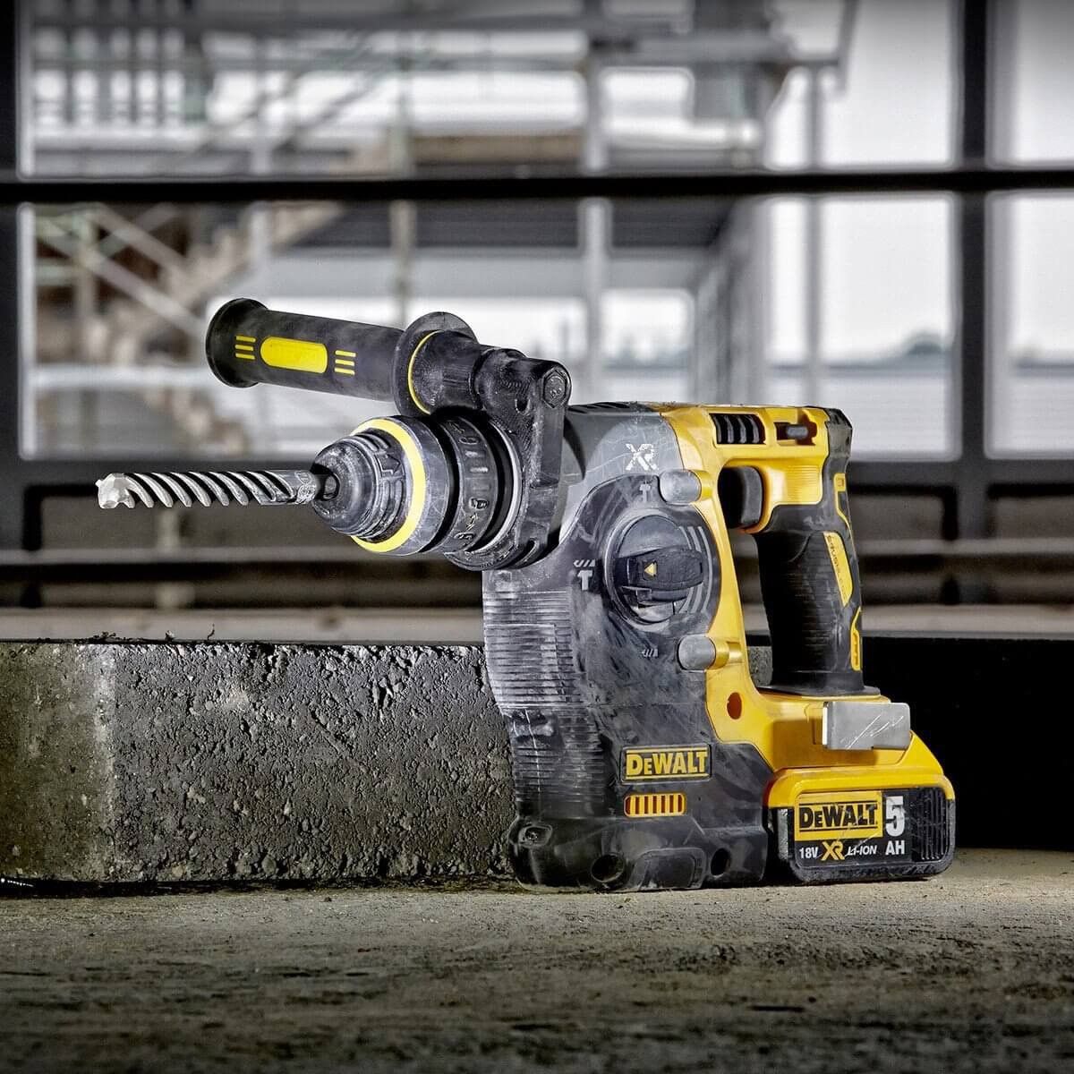 Martillo Electroneumático sin escobillas XR DCH273Z - 18V 2,1J SDS-Plus Dewalt con Bolsa