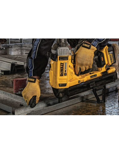 Dewalt DCN890P2 18V Battery-Powered Concrete and Steel Nailer Combo + 5,025 20mm Nails