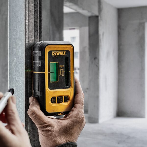 DETECTOR LINEAS DE0892G DEWALT