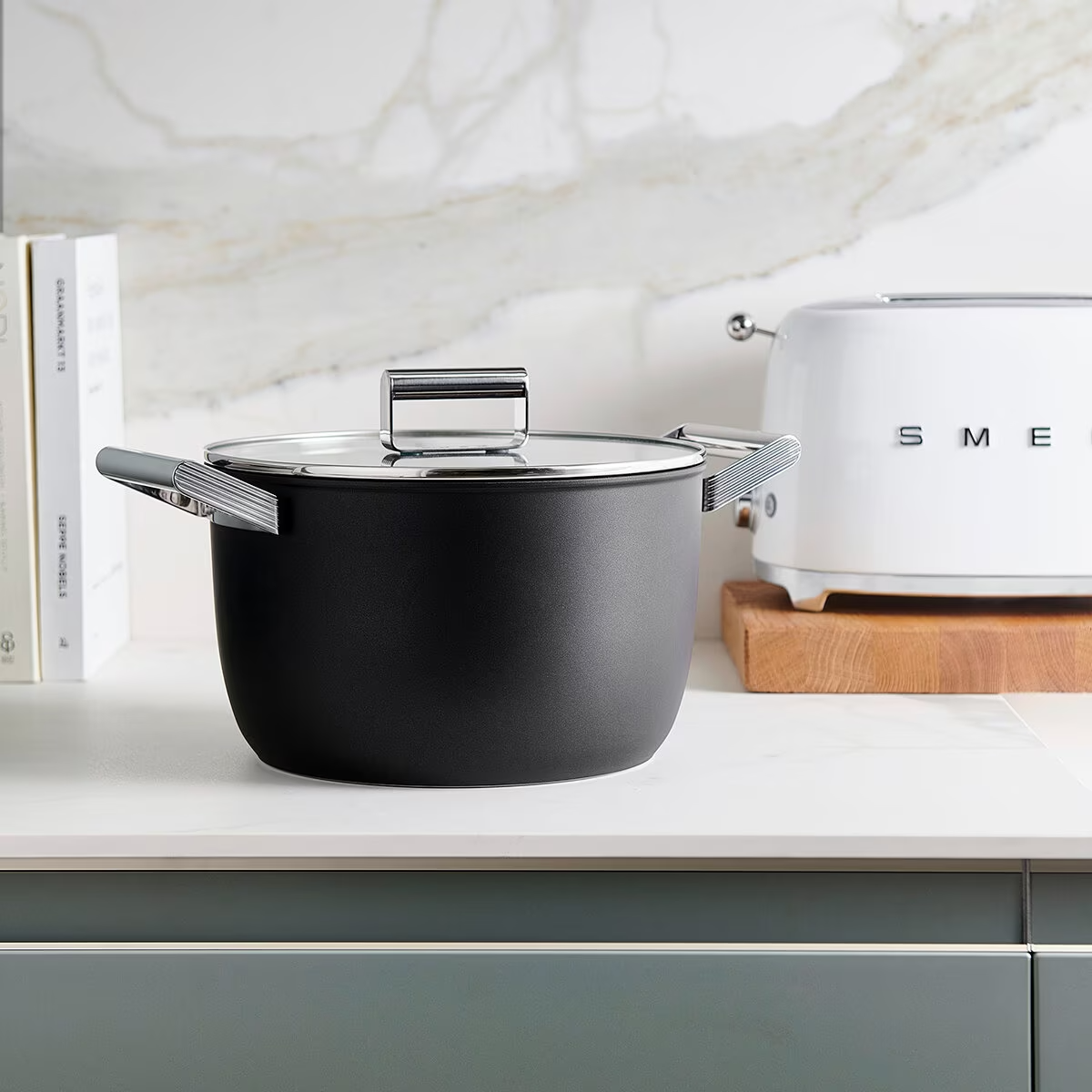 Smeg Matte Black Pot Set