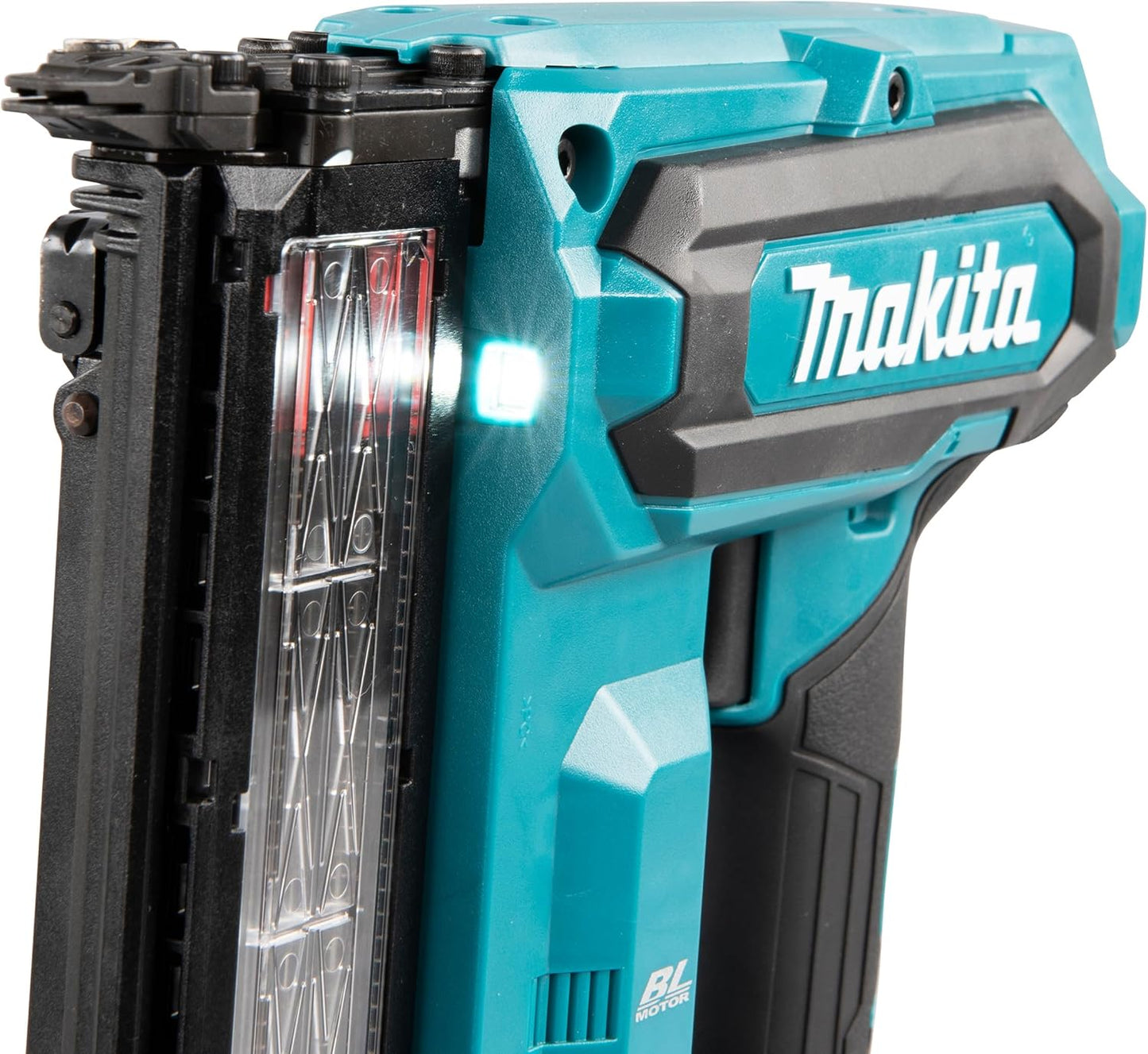 Clavadora neumática 40V XGT Makita FN001GZ
