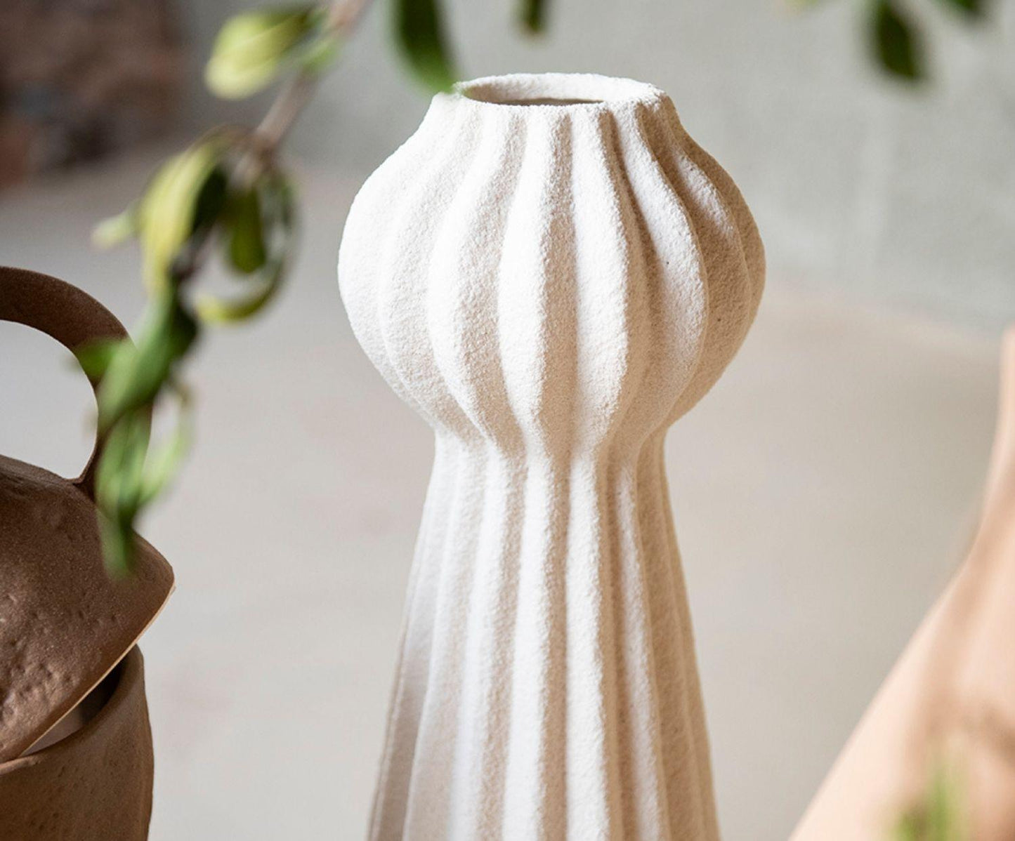 Kaduna white ceramic vase 30 cm Andrea House