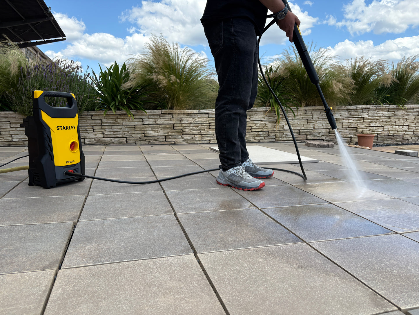 Hidrolimpiadora 110bar 390l/h 1400W SXPW14L-E 15206 Stanley
