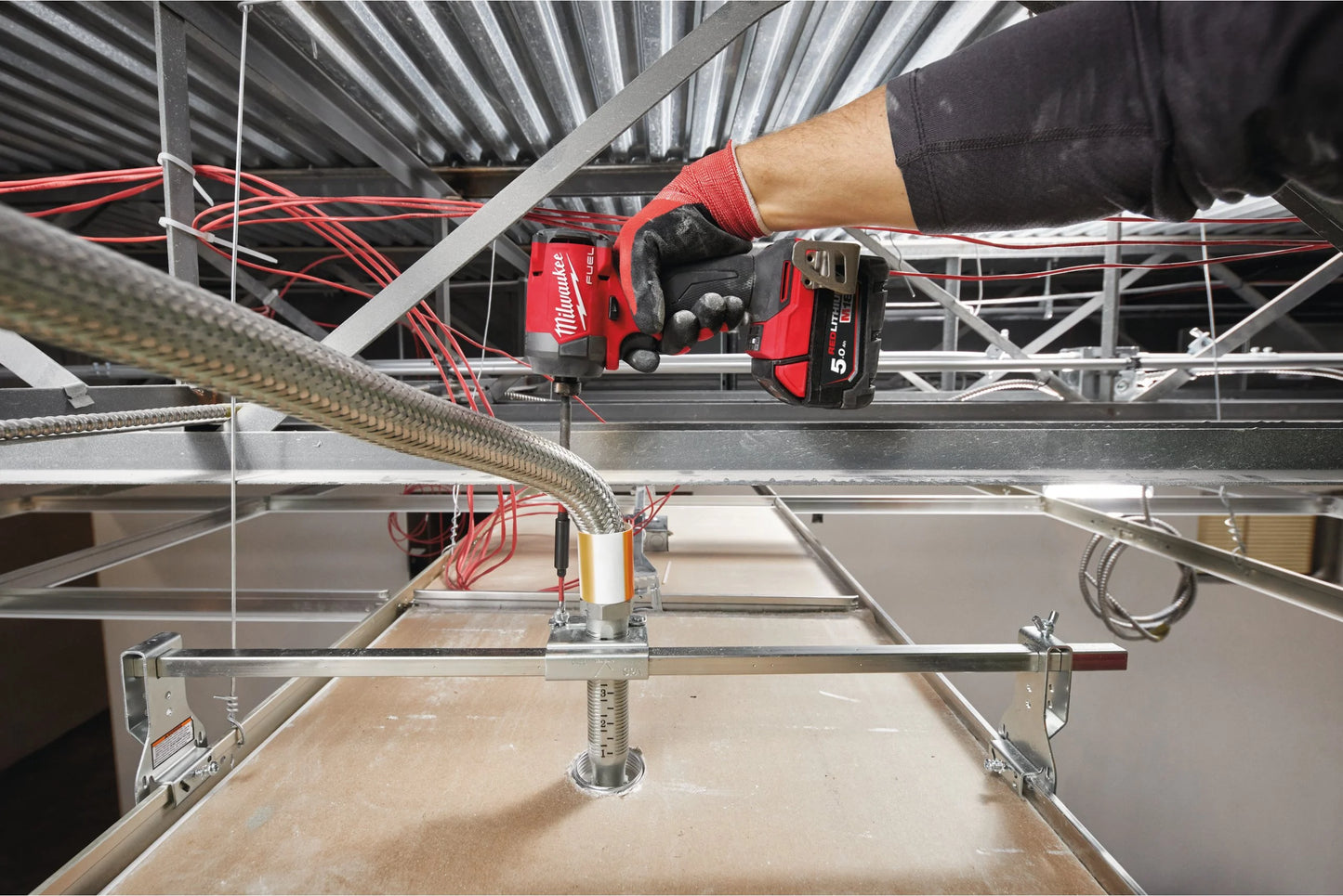 Milwaukee M18 FID3-502X M18 FUEL ¼″ hex impact driver + 2 × 5Ah batteries + charger + case
