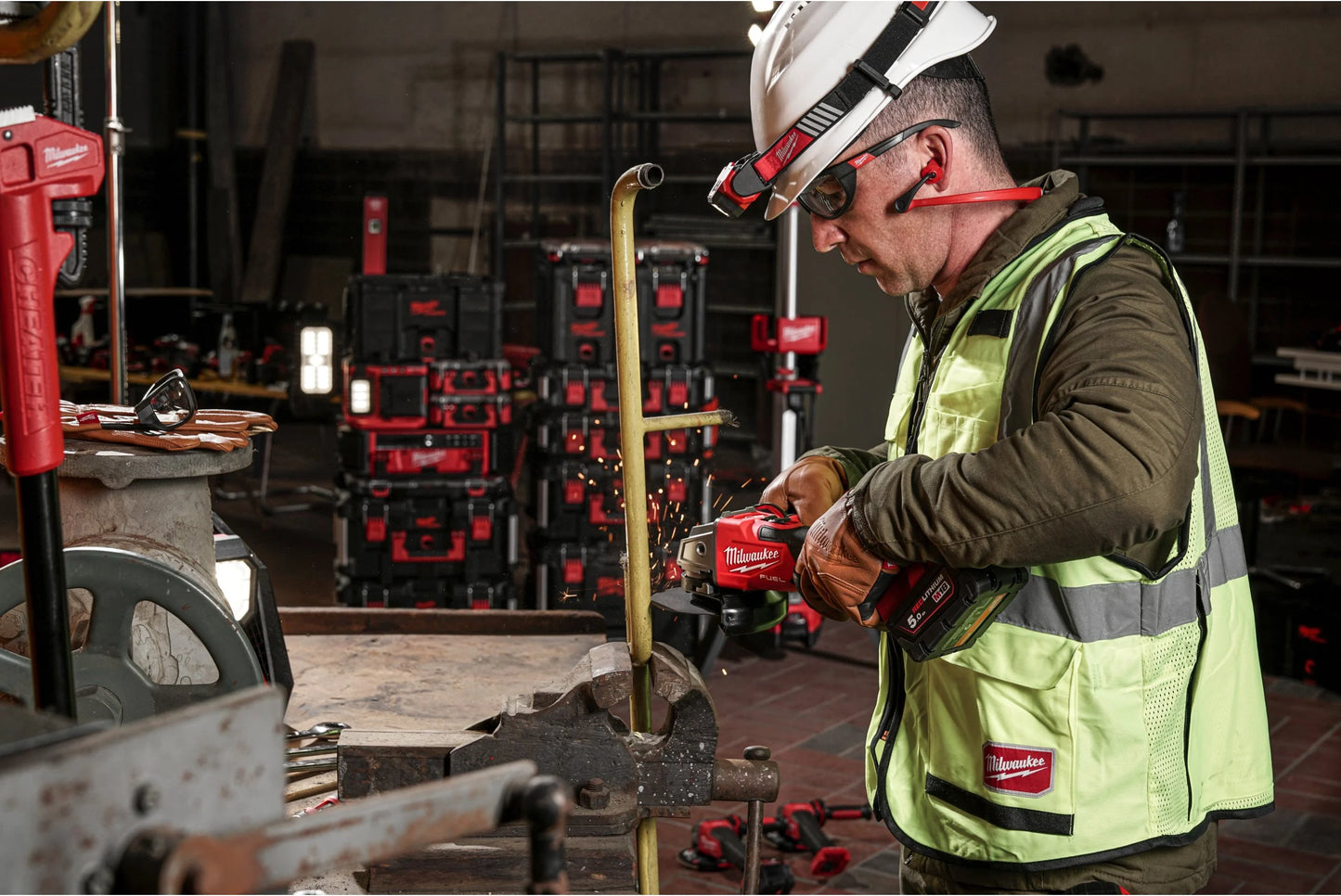 Amoladora angular M18 125mm Fuel ONE-KEY con maletín Milwaukee M18 ONEFSAG125XB-0X