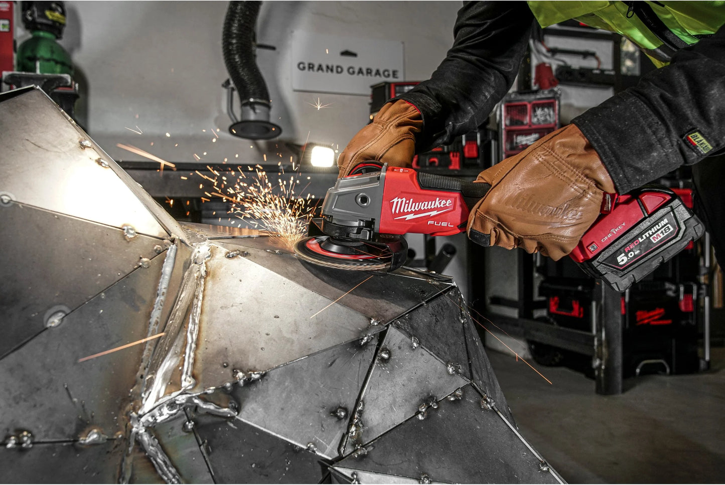 Amoladora angular M18 125mm Fuel ONE-KEY con maletín Milwaukee M18 ONEFSAG125XPDB-0X
